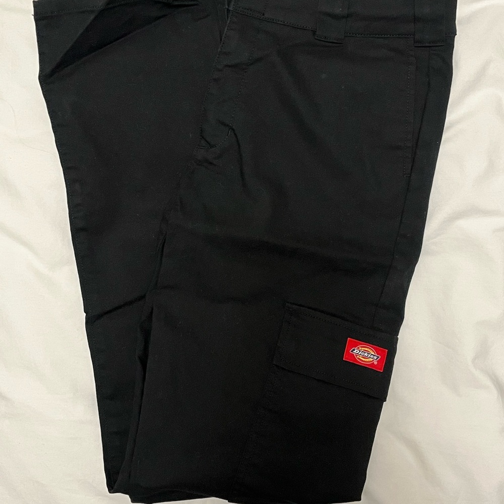 COPY - Womens black cargo Dickie’s, low rise